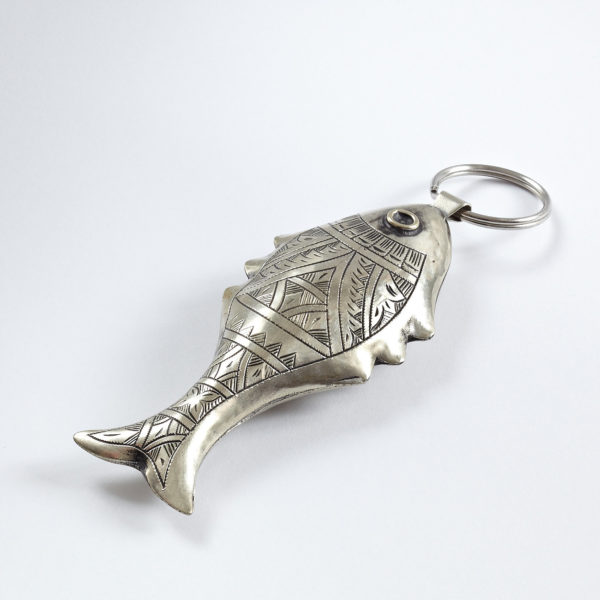 Schlüsselanhänger Silber-Fisch mit dekorativer Gravur-0