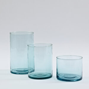 Vase in verschiedenen Größen aus mundgeblasenem Glas-0