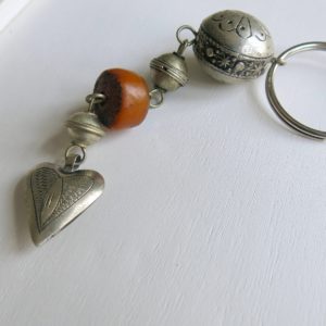 Schlüsselanhänger mit silbernem Mini Herz-1675
