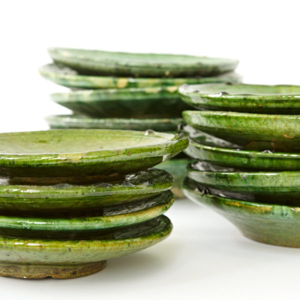 grüne Keramik Teller