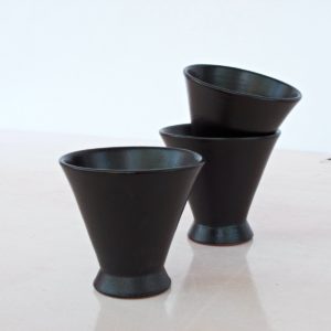 trichterförmige Keramik Schale-2043