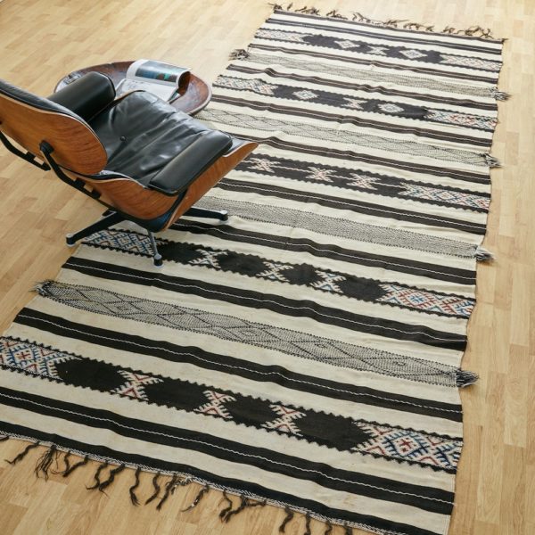 marokkanischer Teppich 'Sanafi' - schwarz mit Farbakzent-0
