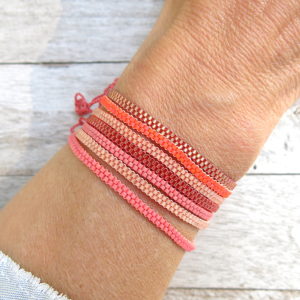Armband 'peyote Technik' in sommerlichen Coral Farbtönen