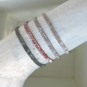Armband 'peyote Technik' mit schimmernden Glasperlen