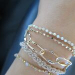 Gehäkeltes Armband mit plated Hexagon Perlen – Bild 5