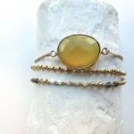 Gehäkeltes Armband mit Einzel Lünette Edelstein