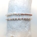 Armband im Mix aus Quader und metallic Glasperlen – Bild 13