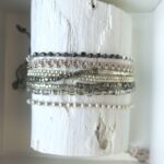 Armband im Mix aus Quader und metallic Glasperlen – Bild 5